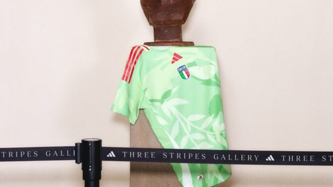Das neue Italien Away Trikot 2025 der Frauen