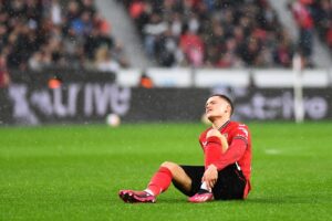 Florian Wirtz von Bayer 04 Leverkusen verletzt sich in der Bundesliga (Foto Depositphotos.com)