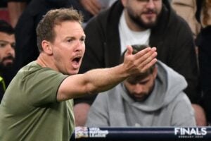 Der deutsche Cheftrainer Julian Nagelsmann gestikuliert während des Halbfinalspiels der UEFA Nations League zwischen Deutschland und Portugal am 4. Juni 2025 in München. (Foto: Odd Andersen / AFP)