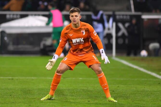 MÜNCHENGLADBACH, DEUTSCHLAND – 21. JANUAR 2024: Finn Dahmen, Das Fußballspiel der Bundesliga zwischen Borussia Mönchengladbach und dem FC Augsburg im Borussia-Park. (Depositphotos.com)