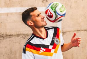 Neues adidas DFB WM Trikot 2026 geleakt - Wann kommt das Deutschland Trikot 2026?