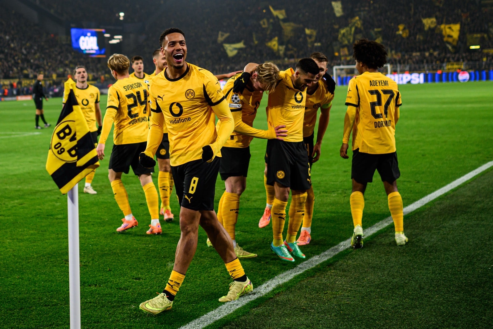 Der Dortmunder Felix Nmecha feiern in der Champions League gegen Villarreal CF im Signal Iduna Park. (Foto Depositphotos.com)
