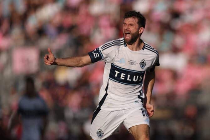 FORT LAUDERDALE, FLORIDA – 6. DEZEMBER: Thomas Müller (#13) vom Vancouver Whitecaps FC reagiert während des Audi 2025 MLS Cup Finales zwischen Inter Miami CF und Vancouver Whitecaps FC im Chase Stadium am 6. Dezember 2025 in Fort Lauderdale, Florida. Maddie Meyer/Getty Images/AFP (Foto: Maddie Meyer / GETTY IMAGES NORTH AMERICA / Getty Images via AFP)