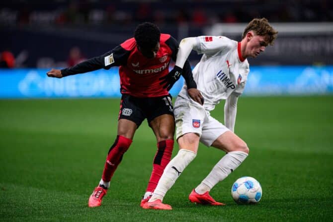 Paul Wanner (rechts) und Nathan Tella (links) in der Bundesliga (Foto Depositphotos.com)