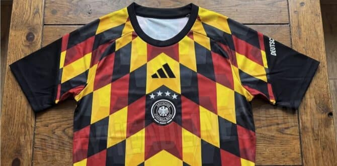 Neues Deutschland Prematch Trikot geleakt - Ist das das neue Aufwärmshirt zur WM 2026?