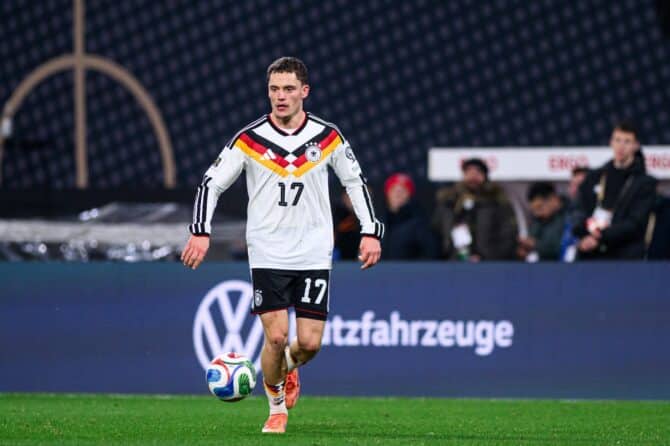 Im neuen DFB Trikot 2026: Florian Wirtz (Foto Depositphotos.com)