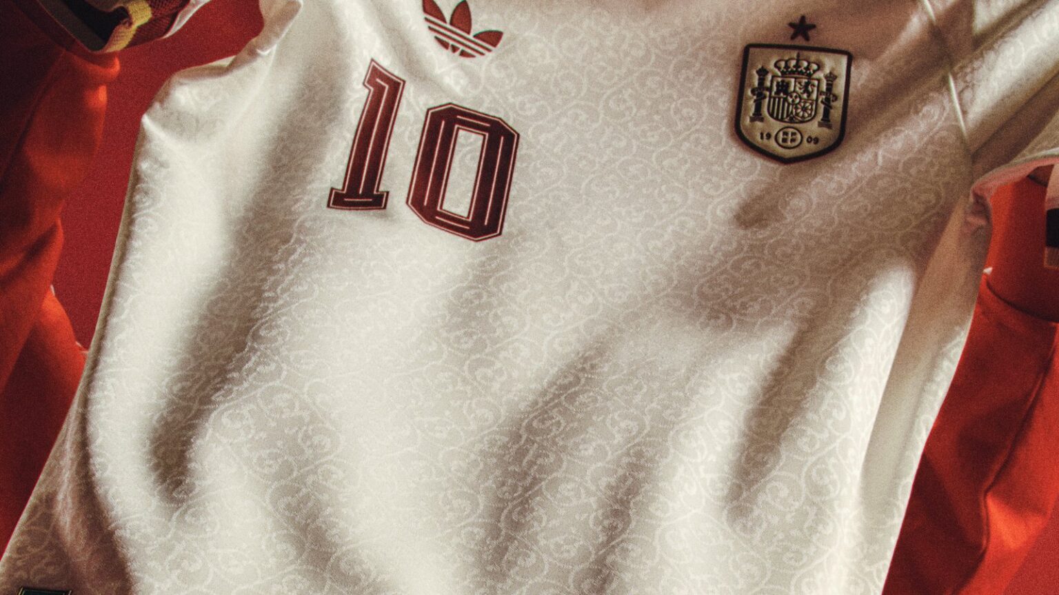 WM 2026 Kader Von Spanien Mit Grimaldo Neues DFB Away Trikot Von wm-2026-kader-von-spanien-mit-grimaldo-neues-dfb-away-trikot-von