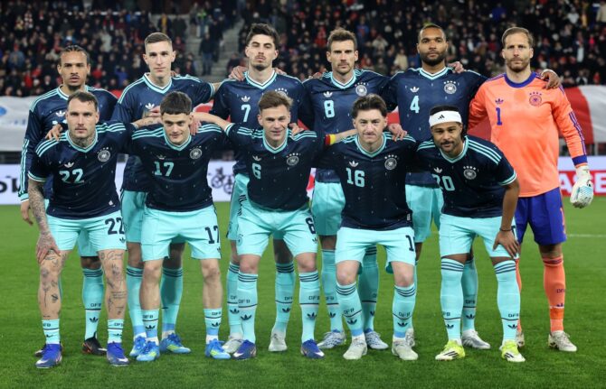 Die deutsche Nationalmannschaft im Mannschaftsfoto vor dem Länderspiel gegen die Schweiz im St. Jakob-Park in Basel am 27. März 2026. Alex Grimm / Getty Images