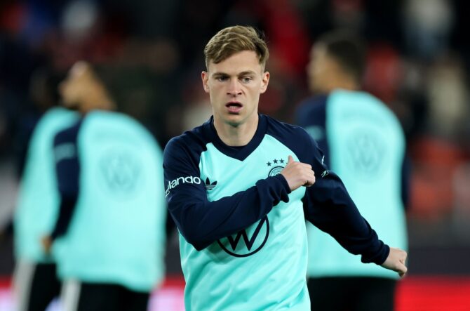 Joshua Kimmich beim Aufwärmen vor dem Länderspiel zwischen der Schweiz und Deutschland im St. Jakob-Park in Basel am 27. März 2026. Alex Grimm / Getty Images