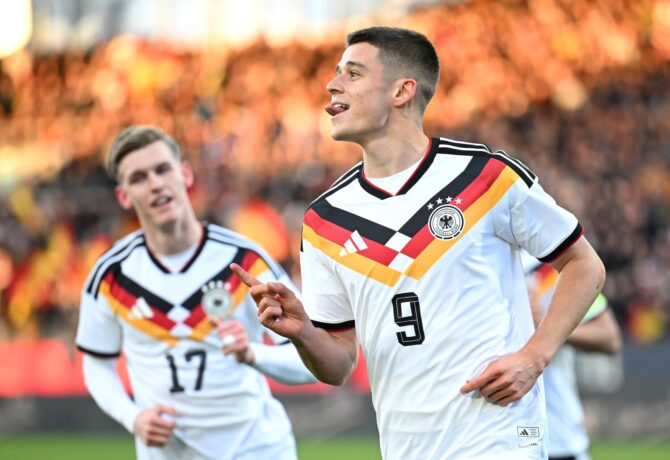 Nicolo Tresoldi bejubelt seinen Treffer zum 1:0 für die deutsche U21 im UEFA U21-EM-Qualifikationsspiel gegen Nordirland U21 im Eintracht-Stadion in Braunschweig am 27. März 2026. Stuart Franklin / Getty Images