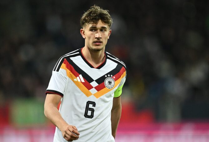 Tom Bischof (Deutschland U21) in Aktion beim UEFA-U21-EM-Qualifikationsspiel gegen Nordirland U21 im Eintracht-Stadion in Braunschweig am 27. März 2026. Stuart Franklin / Getty Images
