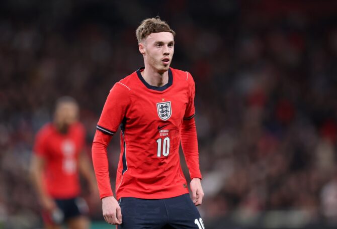Cole Palmer von der englischen Nationalmannschaft beim Länderspiel gegen Uruguay am 27. März 2026 im Wembley Stadium in London. Der Chelsea-Profi stand im Kader der Three Lions bei dem Freundschaftsspiel im ausverkauften Nationalstadion. Foto: Julian Finney / Getty Images Europe
