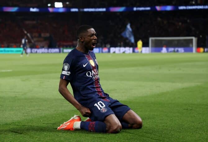 Ousmane Dembélé bejubelt seinen Treffer vom Elfmeterpunkt zum dritten PSG-Tor im Halbfinal-Hinspiel der UEFA Champions League 2025/26 gegen den FC Bayern München am 28. April 2026 im Parc des Princes in Paris. Alex Grimm / Getty Images Europe via Getty Images
