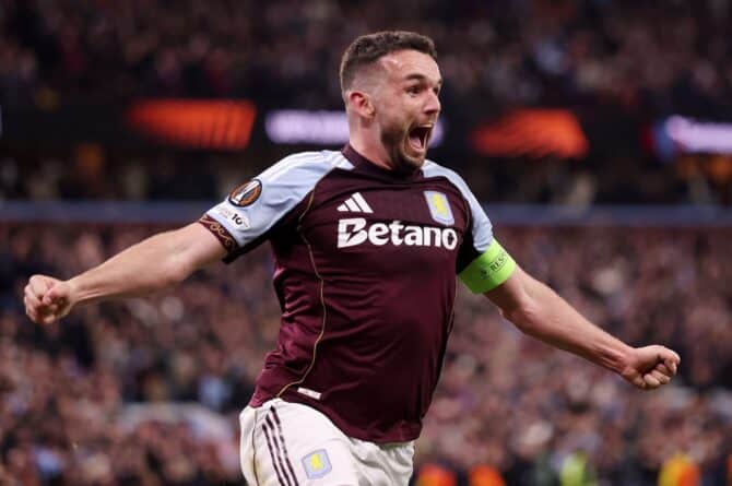 John McGinn bejubelt seinen Treffer für Aston Villa im Europa-League-Halbfinale 2026