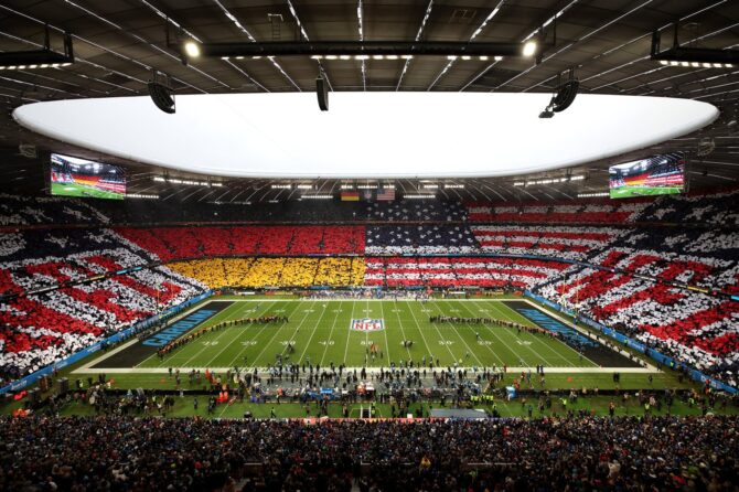 Blick in die ausverkaufte Allianz Arena in München vor dem NFL-Spiel zwischen den New York Giants und den Carolina Panthers am 10. November 2024. (Adam Pretty / Getty Images Europe via Getty Images)