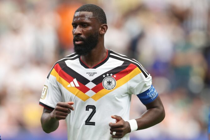 Antonio Rüdiger als Kapitän der deutschen Nationalmannschaft im Gruppenspiel E der FIFA Weltmeisterschaft 2026 gegen Curaçao am 14. Juni 2026 im Houston Stadium in Houston, Texas. Alexander Hassenstein / Getty Images