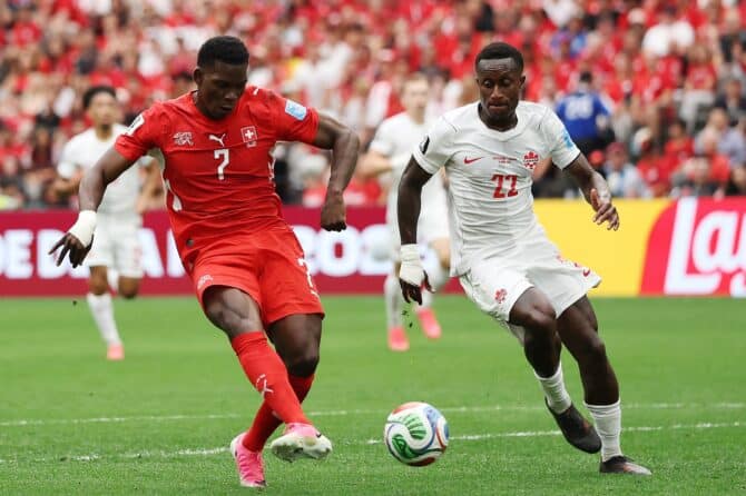 Breel Embolo schießt im WM-2026-Gruppenspiel der Gruppe B zwischen der Schweiz und Kanada aufs Tor. Die Partie fand am 24. Juni 2026 im BC Place in Vancouver statt. Emilee Chinn / Getty Images