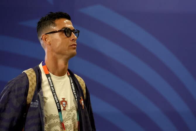 HOUSTON, TEXAS - 23. Juni: Cristiano Ronaldo (#7) aus Portugal trifft vor dem FIFA-Weltmeisterschafts-Gruppenspiel der Gruppe K zwischen Portugal und Usbekistan im Houston Stadium am 23. Juni 2026 in Houston, Texas, am Stadion ein. (Foto: Charlotte Wilson/Getty Images)