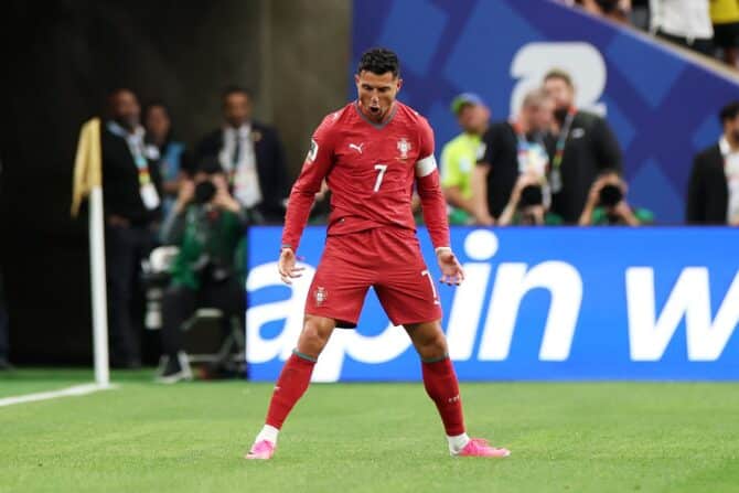Cristiano Ronaldo bejubelt seinen Treffer zum 1:0 für Portugal. Im WM-2026-Gruppenspiel gegen Usbekistan im Houston Stadium brachte der Kapitän sein Team am 23. Juni 2026 in Houston, Texas, in Führung. (Charlotte Wilson / Getty Images)