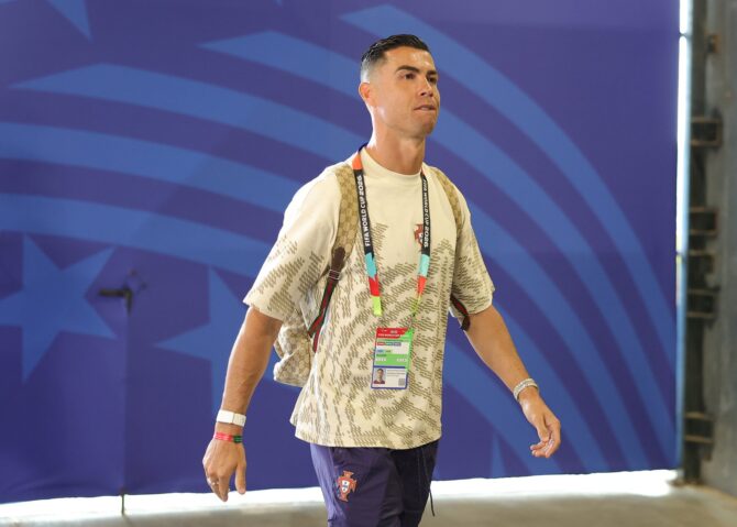 Portugals Superstar Cristiano Ronaldo trifft vor dem Gruppenspiel K der FIFA Weltmeisterschaft 2026 gegen die DR Kongo am 17. Juni 2026 im Houston Stadium in Houston, Texas, am Stadion ein. Alex Slitz / Getty Images