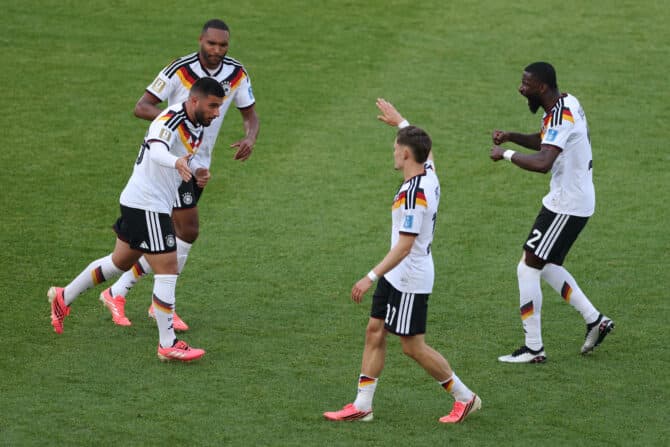 TORONTO, ONTARIO - 20. Juni: Deniz Undav (#26) aus Deutschland jubelt mit seinen Teamkollegen nach dem ersten Treffer seiner Mannschaft während des FIFA-Weltmeisterschafts-Gruppenspiels der Gruppe E zwischen Deutschland und der Elfenbeinküste im Toronto Stadium am 20. Juni 2026 in Toronto, Ontario. (Foto: Megan Briggs/Getty Images)