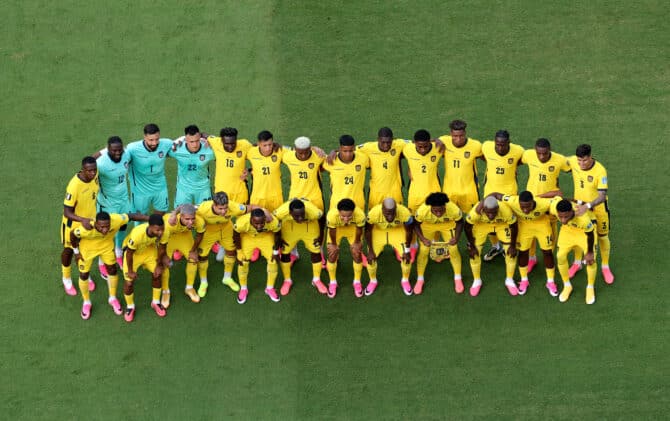 KANSAS CITY, MISSOURI - 20. Juni: Die Nationalmannschaft Ecuadors posiert vor dem FIFA-Weltmeisterschafts-Gruppenspiel der Gruppe E zwischen Ecuador und Curaçao für das offizielle Teamfoto im Kansas City Stadium am 20. Juni 2026 in Kansas City, Missouri. (Foto: Michael Steele/Getty Images)