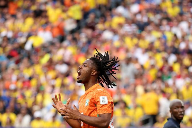 Elye Wahi von der Elfenbeinküste reagiert enttäuscht nach einer vergebenen Chance beim WM-2026-Gruppenspiel gegen Ecuador am 14. Juni 2026 im Philadelphia Stadium. (Darrian Traynor / Getty Images)