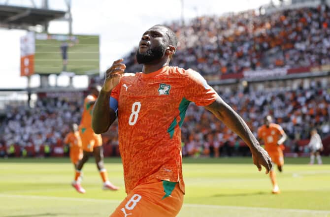 TORONTO, ONTARIO - 20. Juni: Franck Kessié (Nr. 8) von der Elfenbeinküste jubelt über den ersten Treffer seiner Mannschaft während des WM-Gruppenspiels 2026 zwischen Deutschland und der Elfenbeinküste im Toronto Stadium am 20. Juni 2026 in Toronto, Ontario. (Foto: Michael Reaves/Getty Images)