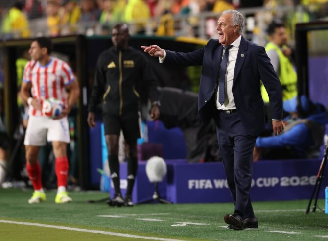 Paraguays Nationaltrainer Gustavo Alfaro reagiert während des WM-2026-Gruppenspiels der Gruppe D zwischen Paraguay und Australien am 25. Juni 2026 im San Francisco Bay Area Stadium in Santa Clara, Kalifornien. Stu Forster / Getty Images