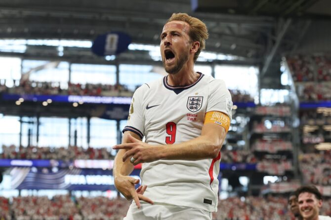Englands Kapitän Harry Kane bejubelt lautstark seinen Treffer zum 2:0 im Gruppenspiel L der FIFA Weltmeisterschaft 2026 gegen Kroatien am 17. Juni 2026 im Dallas Stadium in Arlington, Texas. Richard Pelham / Getty Images