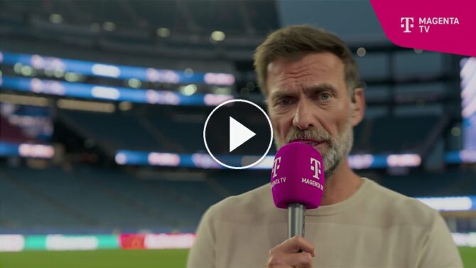 Jürgen Klopp als MagentaTV-Experte beim WM-Sechzehntelfinale Deutschland gegen Paraguay.