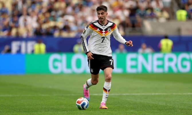 Deutschlands Angreifer Kai Havertz (Nummer 7) treibt im WM-Gruppenspiel gegen Curaçao den Ball nach vorne. Die Partie der Gruppe E fand am 14. Juni 2026 im Houston Stadium in Houston, Texas, statt. Lars Baron / Getty Images North America via Getty Images