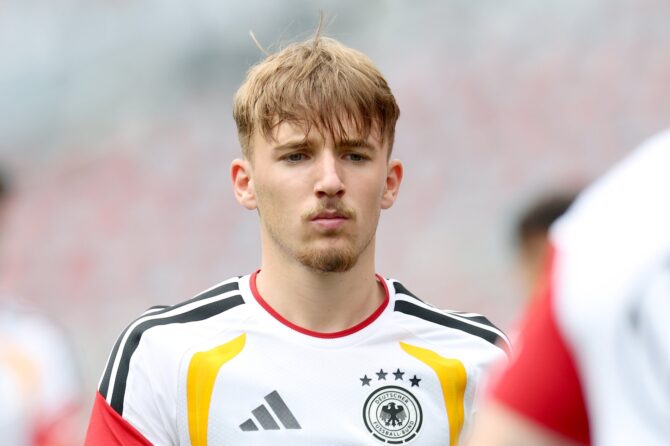 Lennart Karl beim Training der deutschen Nationalmannschaft am 5. Juni 2026 im Soldier Field in Chicago, einen Tag vor dem Länderspiel gegen die USA. (Alexander Hassenstein / Getty Images)