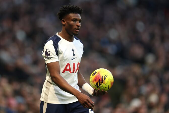Mohammed Kudus im Trikot von Tottenham Hotspur während des Premier-League-Spiels gegen den AFC Sunderland. Die Begegnung fand am 4. Januar 2026 im Tottenham Hotspur Stadium in London statt. (Julian Finney / Getty Images Europe via Getty Images)