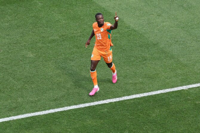 Der Offensivspieler Nicolas Pépé von der Elfenbeinküste jubelt über seinen Treffer zum 1:0 im WM-Gruppenspiel der Gruppe E gegen Curaçao. Die Partie fand am 25. Juni 2026 im Philadelphia Stadium statt. Dan Mullan / Getty Images