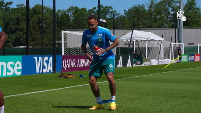 Neymar kämpft um Einsatz gegen Schottland