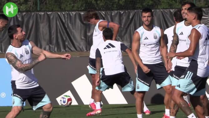 Messi feiert 39. Geburtstag im Trainingscamp Argentiniens