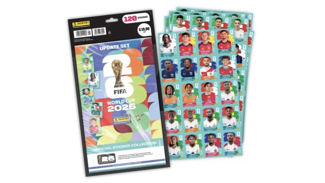 Das Panini „Update Set" (Official Sticker Collection) zur FIFA Fußball-WM 2026 mit 120 Stickern, präsentiert mit mehreren Sticker-Bögen.