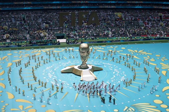 Shakira tritt während der Eröffnungszeremonie vor dem WM-2026-Gruppenspiel zwischen Mexiko und Südafrika am 11. Juni 2026 im Mexico City Stadium auf. (Kevin C. Cox / Getty Images)