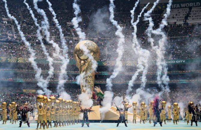 Tänzer bei der Eröffnungszeremonie vor dem WM-2026-Gruppenspiel zwischen Mexiko und Südafrika am 11. Juni 2026 im Mexico City Stadium. (David Ramos / Getty Images)