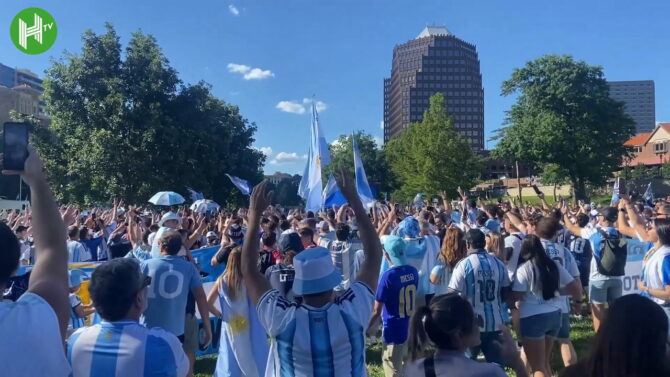 WM 2026 Video: Argentiniens Fans erobern Kansas City vor dem WM-Auftakt gegen Algerien