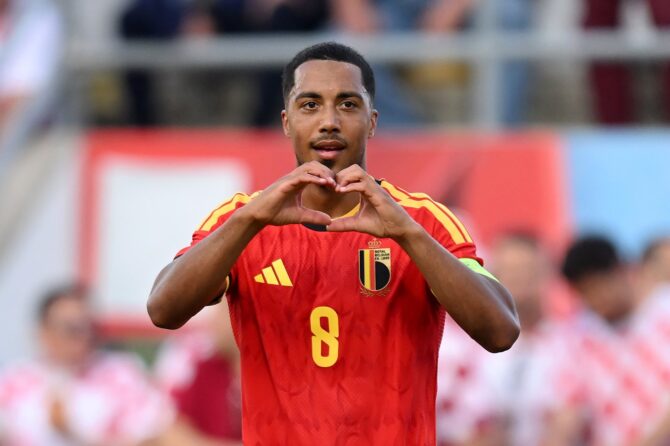 Youri Tielemans von Belgien jubelt nach seinem Tor während des Freundschaftsspiels gegen Kroatien am 2. Juni 2026 im Stadion HNK Rijeka in Rijeka. (Jurij Kodrun / Getty Images)
