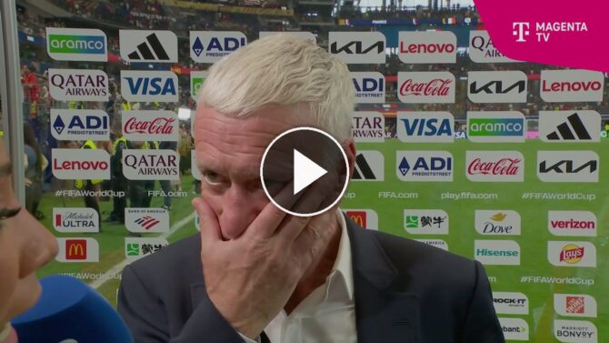 Frankreichs Trainer Didier Deschamps im MagentaTV-Interview nach dem 0:2 im WM-Halbfinale gegen Spanien. (Screenshot: MagentaTV)