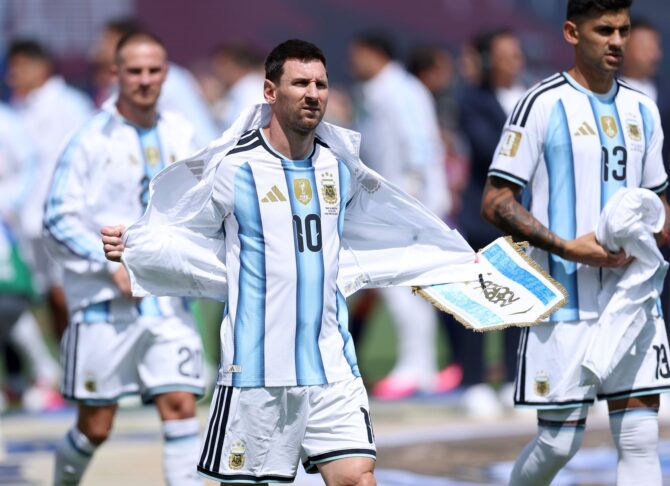 Argentiniens Kapitän Lionel Messi kurz vor dem Anpfiff des WM-Finales 2026 gegen Spanien am 19. Juli 2026 im MetLife Stadium. (Justin Setterfield / Getty Images North America via Getty Images)