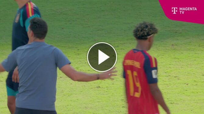 Die spanischen Spieler bejubeln nach dem Abpfiff des WM-Finales 2026 den Weltmeistertitel