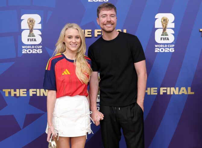 Thea Booysen und Youtuber Jimmy Donaldson, besser bekannt als MrBeast, beim WM-Finale 2026 zwischen Spanien und Argentinien am 19. Juli 2026 im MetLife Stadium. (Michael Loccisano / Getty Images North America via Getty Images)