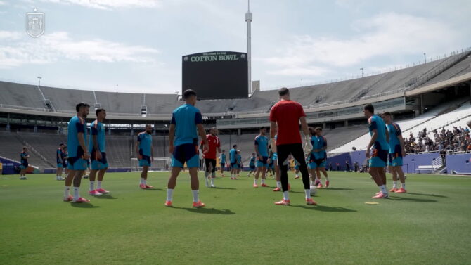 Spanien bereitet sich auf Achtelfinale gegen Portugal vor