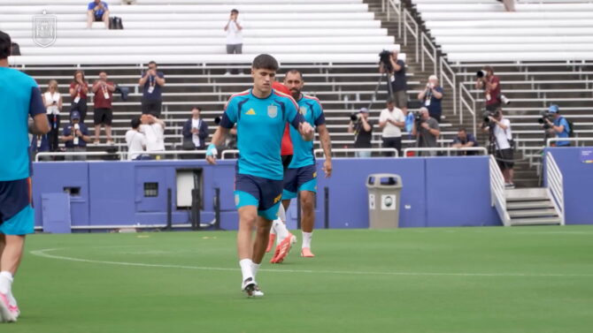 Spanien trainiert öffentlich in Dallas vor WM-Halbfinale