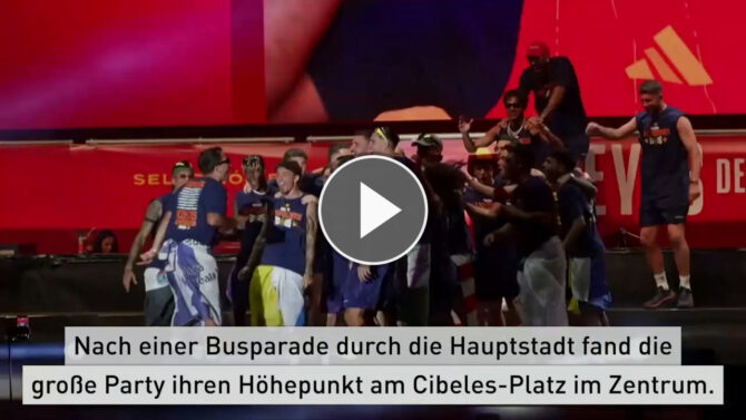 Spaniens Weltmeister feiern mit zwei Millionen Fans
