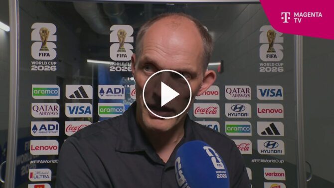 Englands Trainer Thomas Tuchel im MagentaTV-Interview nach dem 1:2 im WM-Halbfinale gegen Argentinien. (Screenshot: MagentaTV)